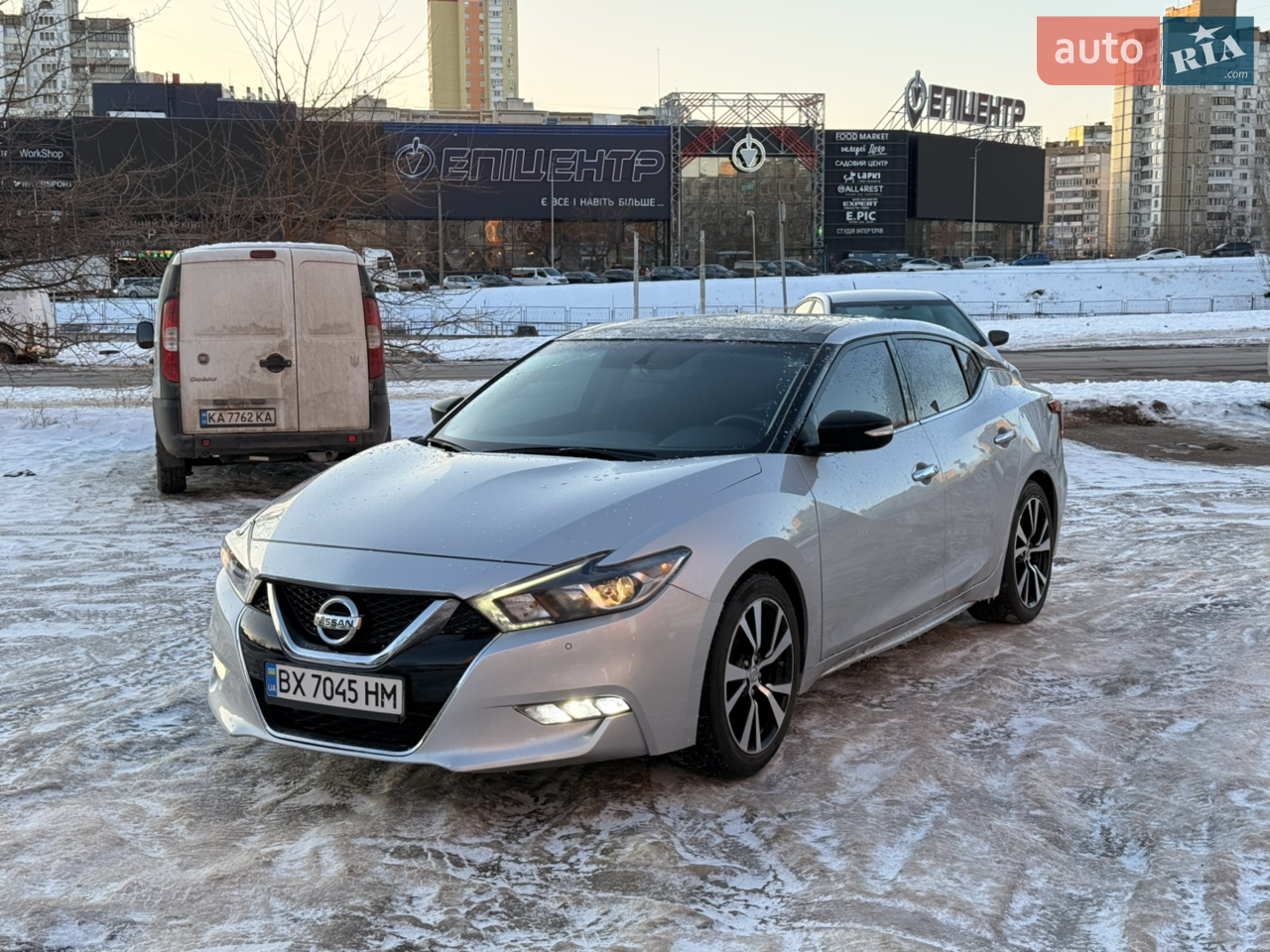 2017 Nissan Maxima - мініатюра 26