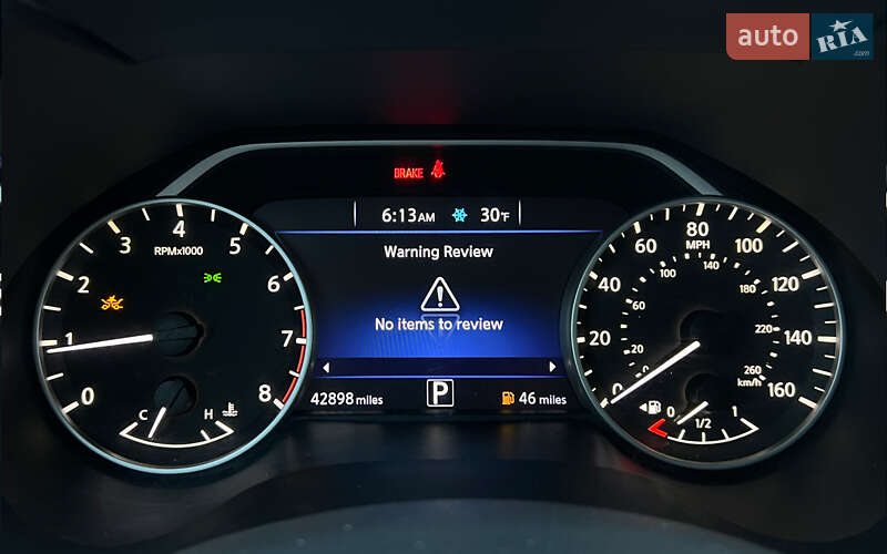 Седан Nissan Maxima 2017 в Львове