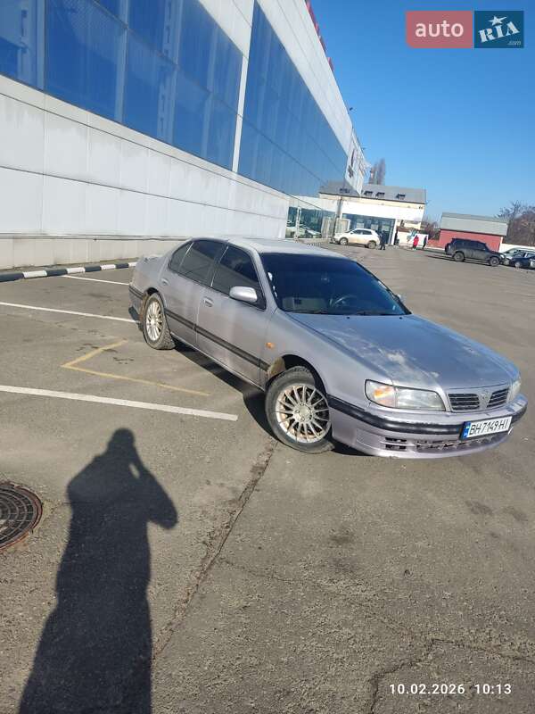 Седан Nissan Maxima 1997 в Білгороді-Дністровському