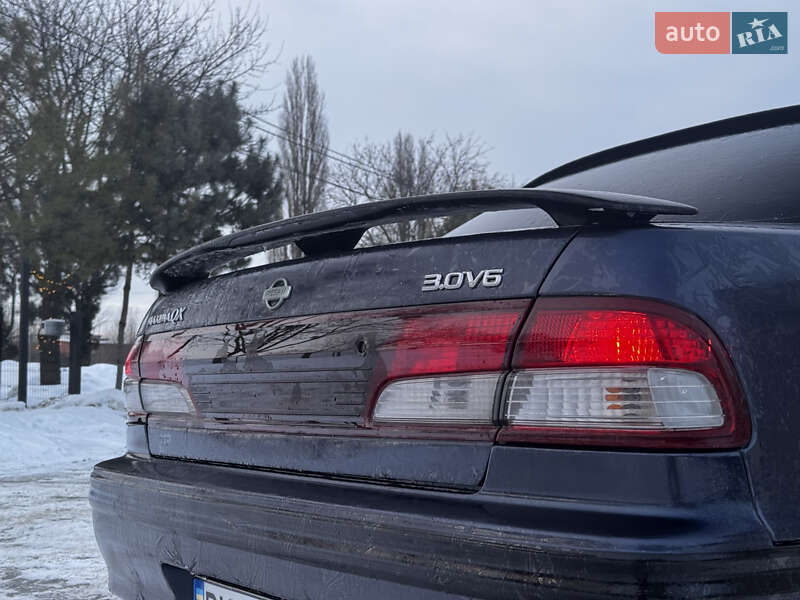 Седан Nissan Maxima 1999 в Луцьку