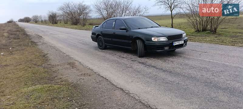 Седан Nissan Maxima 1997 в Измаиле