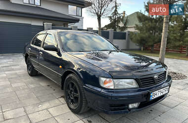 Седан Nissan Maxima 1997 в Одессе