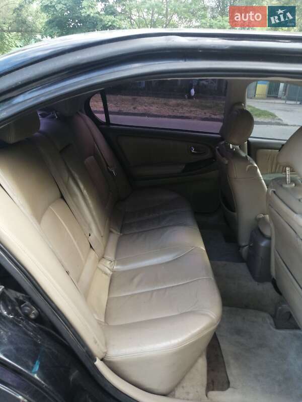 Седан Nissan Maxima 2001 в Запоріжжі
