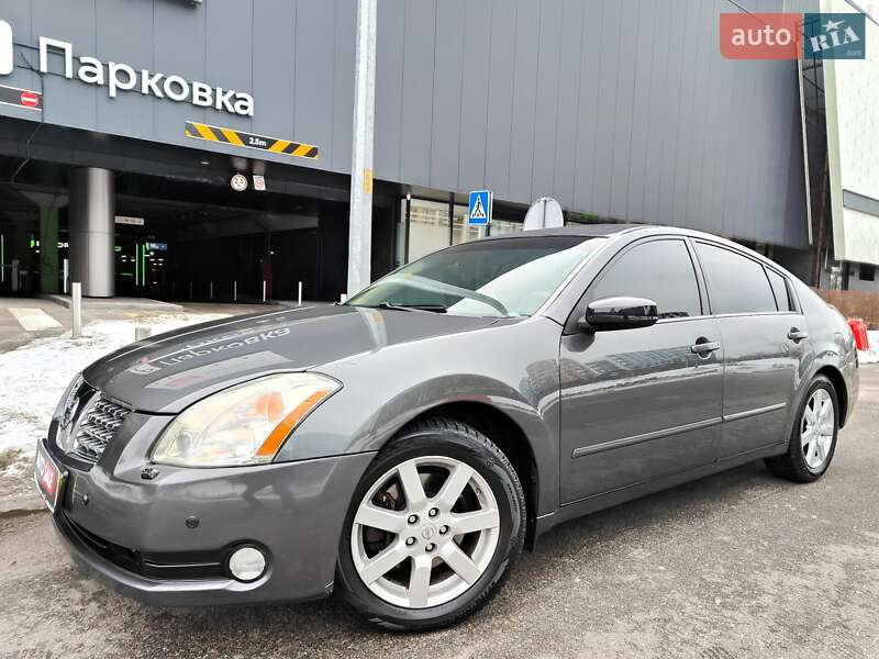 Седан Nissan Maxima 2005 в Киеве