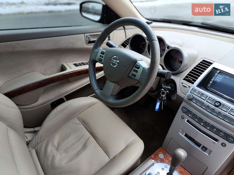 Седан Nissan Maxima 2005 в Киеве