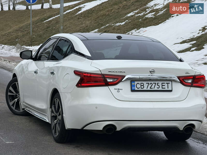 Седан Nissan Maxima 2017 в Киеве