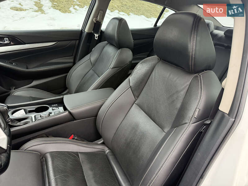 Седан Nissan Maxima 2017 в Киеве