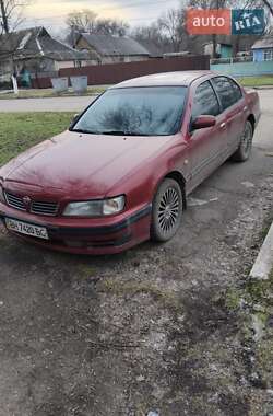Седан Nissan Maxima 1995 в Сарате