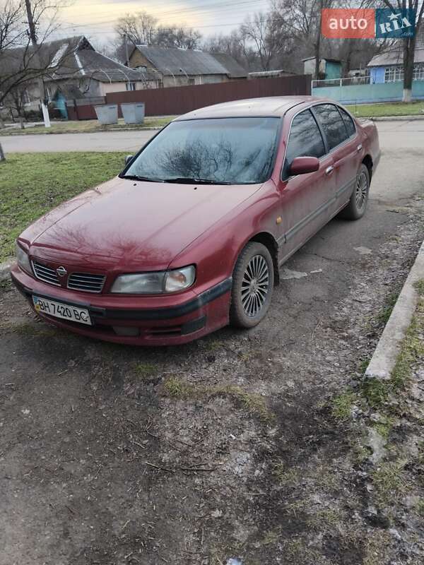 Nissan Maxima 1995 Nissan Maxima 1995