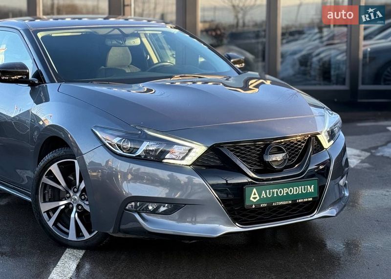 Седан Nissan Maxima 2016 в Киеве