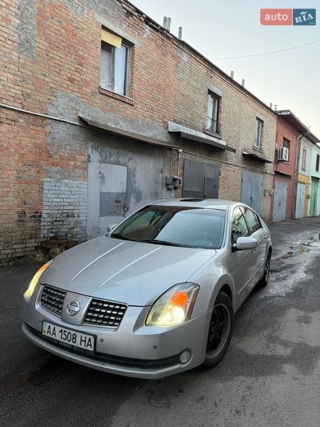 Седан Nissan Maxima 2003 в Киеве