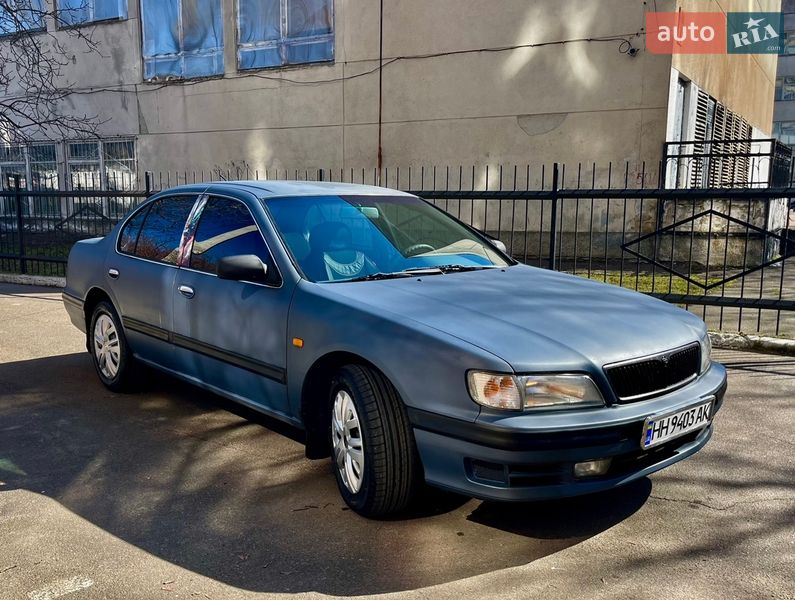 Седан Nissan Maxima 1997 в Одессе