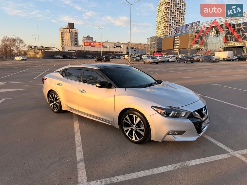 Седан Nissan Maxima 2018 в Киеве