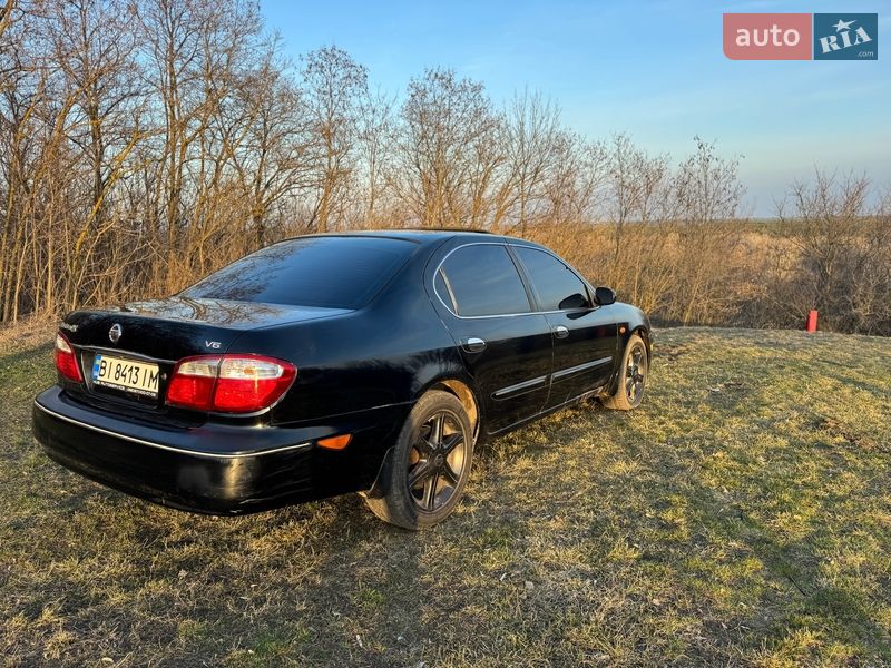 Седан Nissan Maxima 2005 в Новых Санжарах
