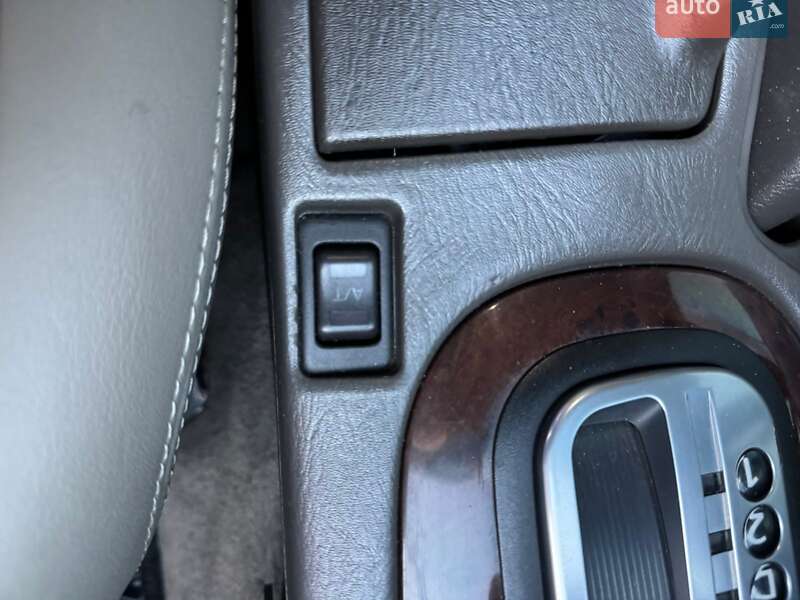 Седан Nissan Maxima 2001 в Дніпрі фото 13 Седан Nissan Maxima 2001 в Дніпрі