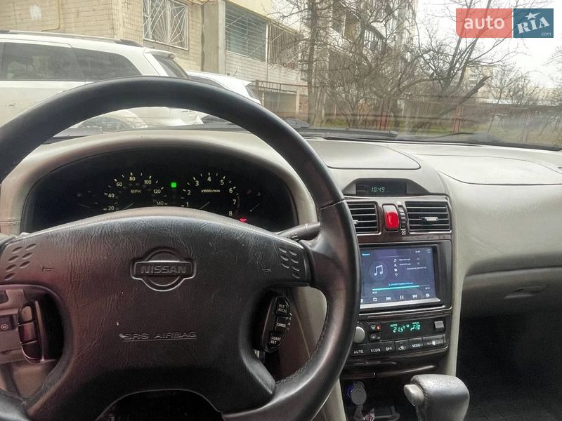 Седан Nissan Maxima 2000 в Києві