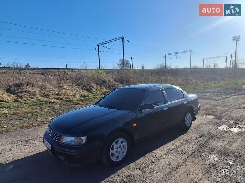 Nissan Maxima 1995
