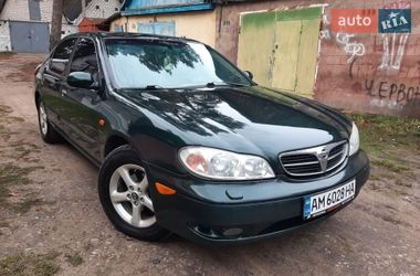 Седан Nissan Maxima 2000 в Житомирі