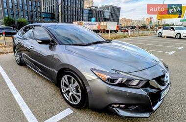 Седан Nissan Maxima 2017 в Киеве