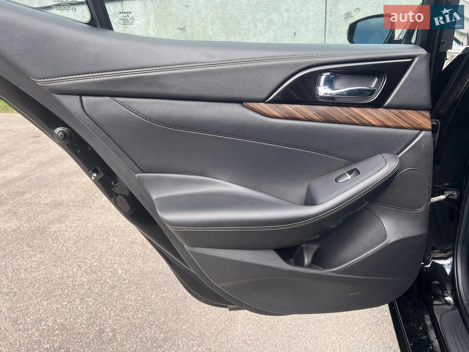 2016 Nissan Maxima - мініатюра 31
