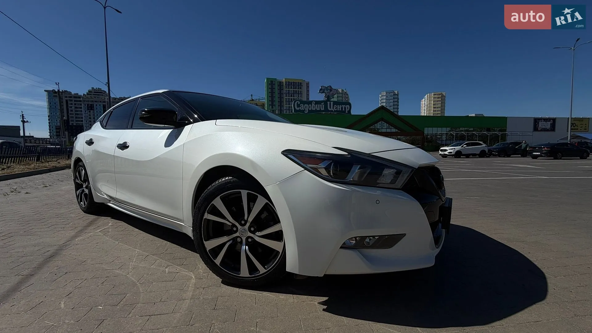 2017 Nissan Maxima - мініатюра 13