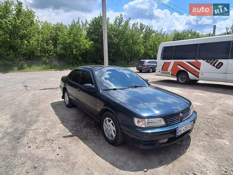 Nissan Maxima 1995