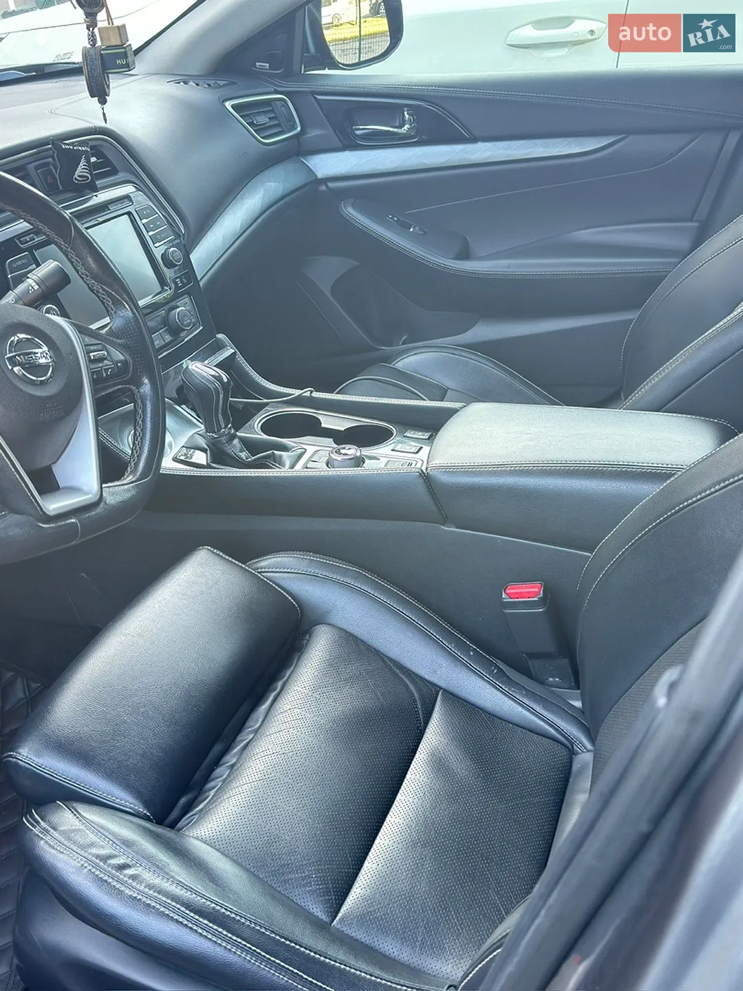 2017 Nissan Maxima - мініатюра 12