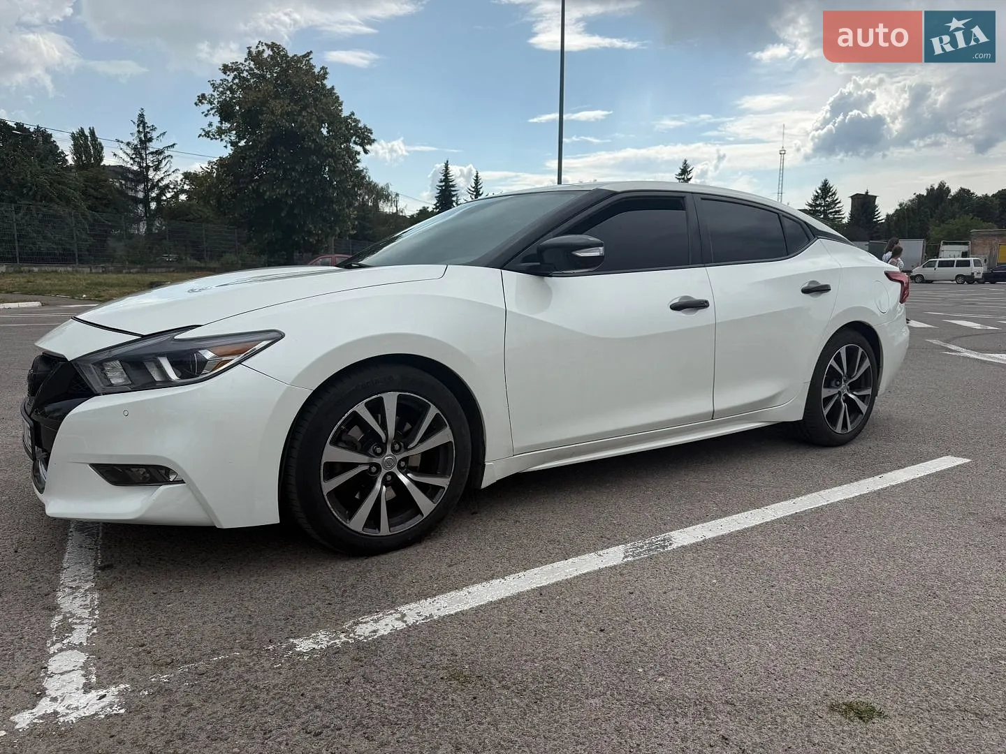 2017 Nissan Maxima - мініатюра 2