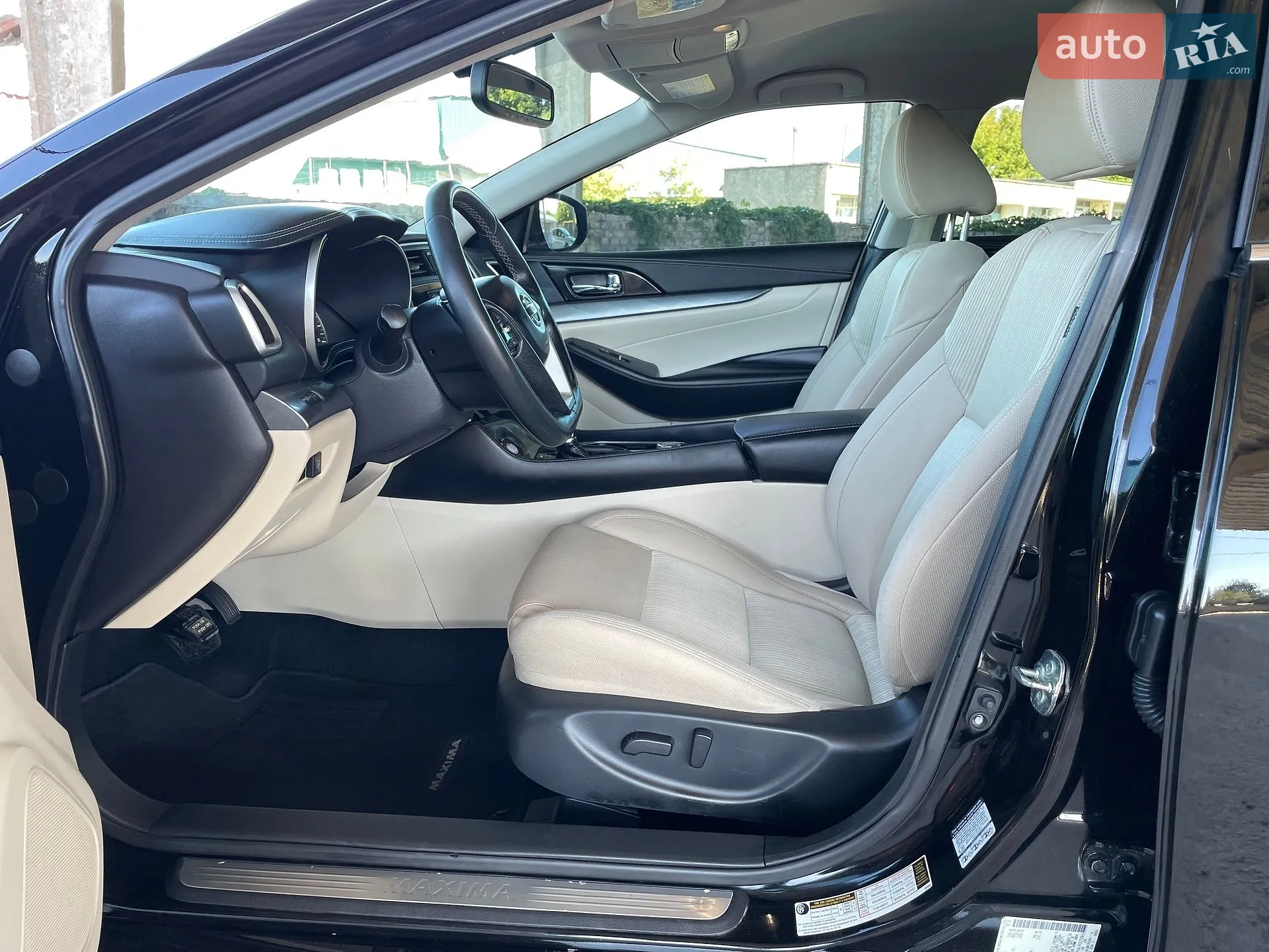 2016 Nissan Maxima - мініатюра 33