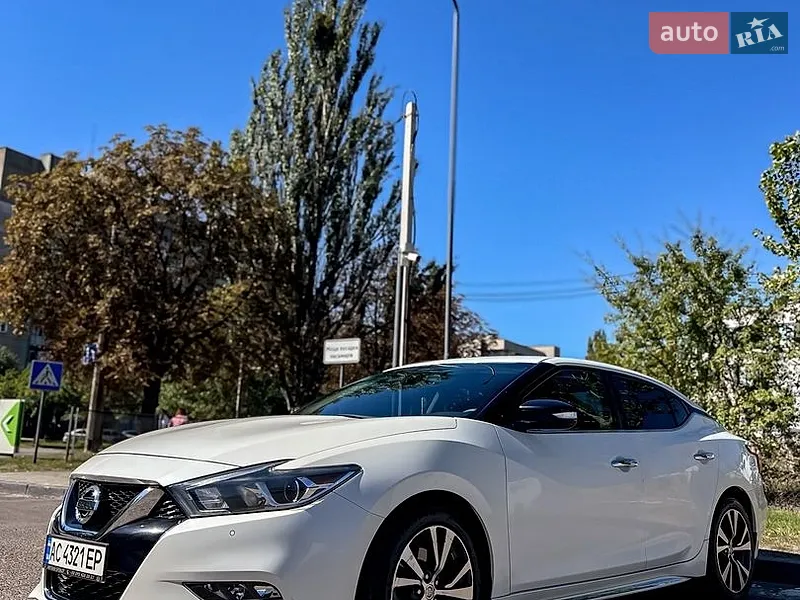 Nissan Maxima 2016