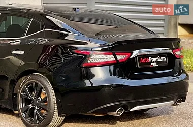 Nissan Maxima 2016