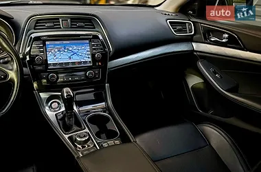 Nissan Maxima 2016