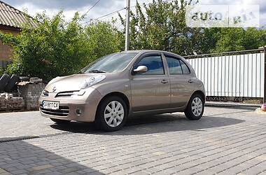 Хэтчбек Nissan Micra 2005 в Смеле