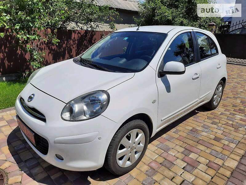 Хэтчбек Nissan Micra 2010 в Радивилове