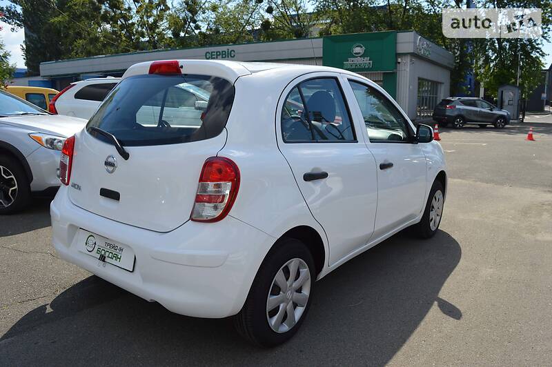 Хетчбек Nissan Micra 2015 в Києві