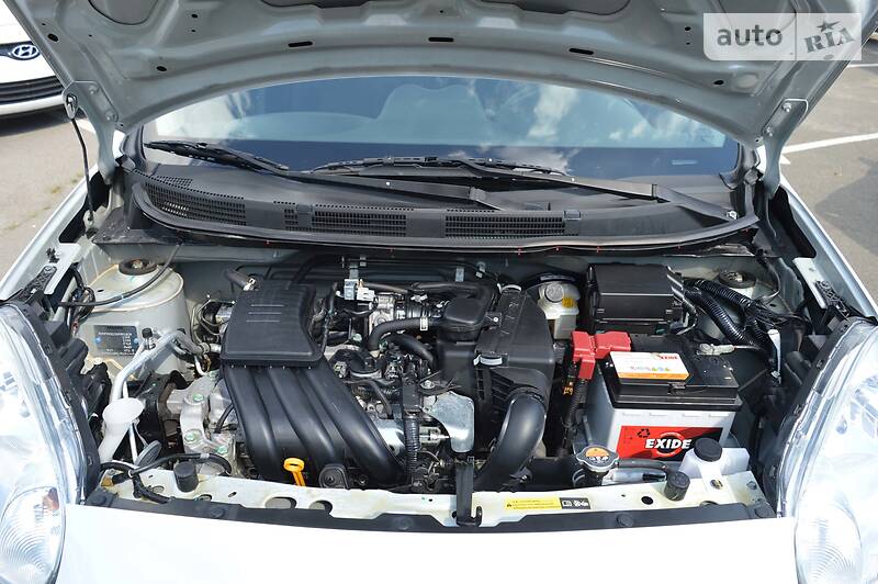 Хетчбек Nissan Micra 2015 в Києві