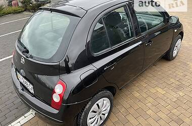 Хэтчбек Nissan Micra 2006 в 