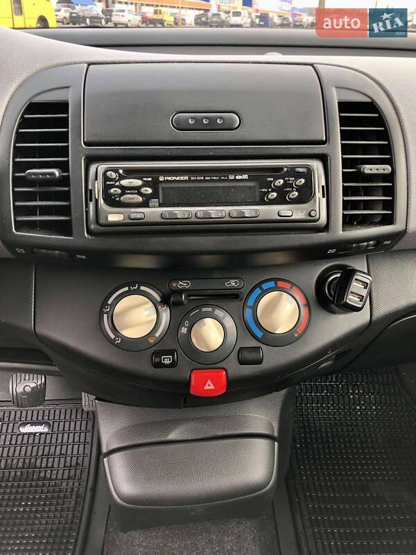 Хетчбек Nissan Micra 2005 в Луцьку