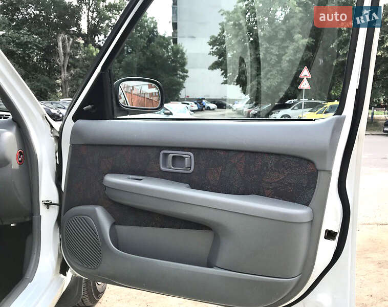 Хетчбек Nissan Micra 1995 в Миколаєві