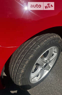 Хетчбек Nissan Micra 2010 в 