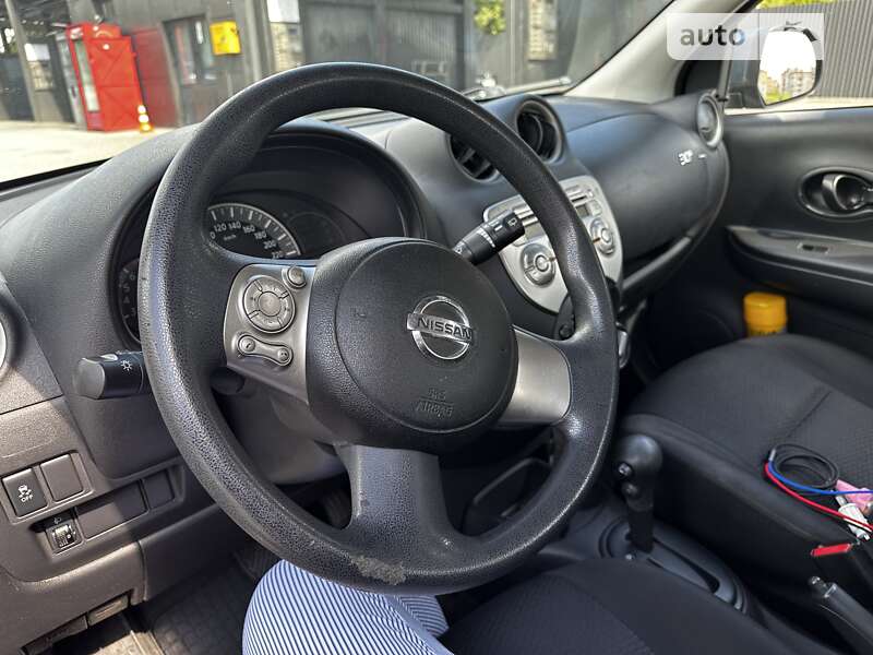 Хэтчбек Nissan Micra 2013 в Львове