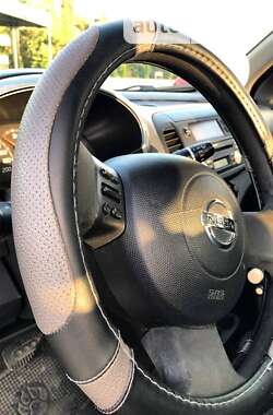 Хэтчбек Nissan Micra 2005 в 