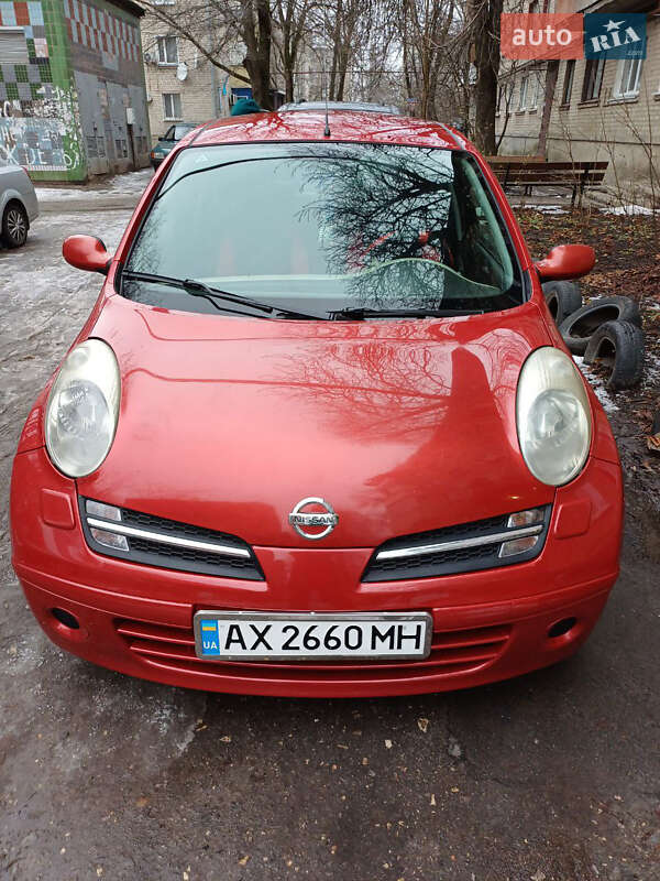Хэтчбек Nissan Micra 2006 в Краснограде