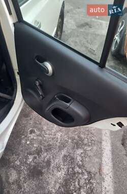 Хетчбек Nissan Micra 2009 в Тернополі