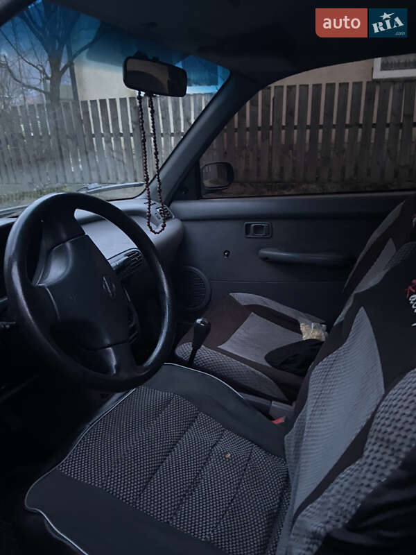 Хетчбек Nissan Micra 1997 в Рахові