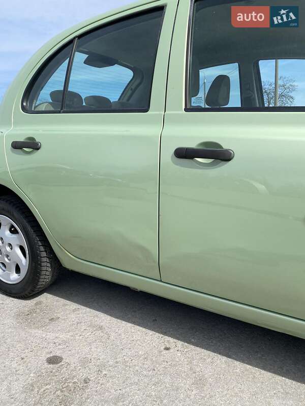 Хетчбек Nissan Micra 2006 в Запоріжжі
