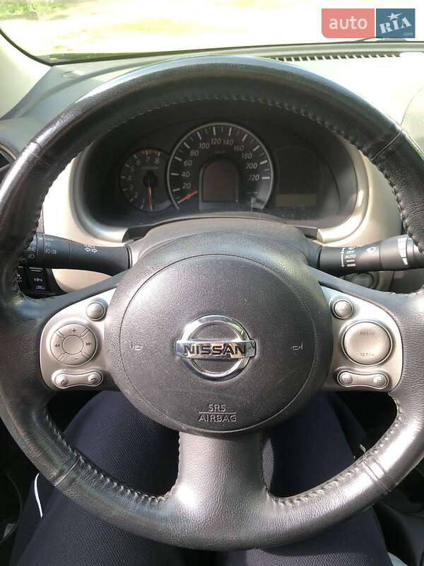 Хэтчбек Nissan Micra 2010 в Харькове