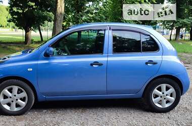 Хэтчбек Nissan Micra 2004 в Яготине