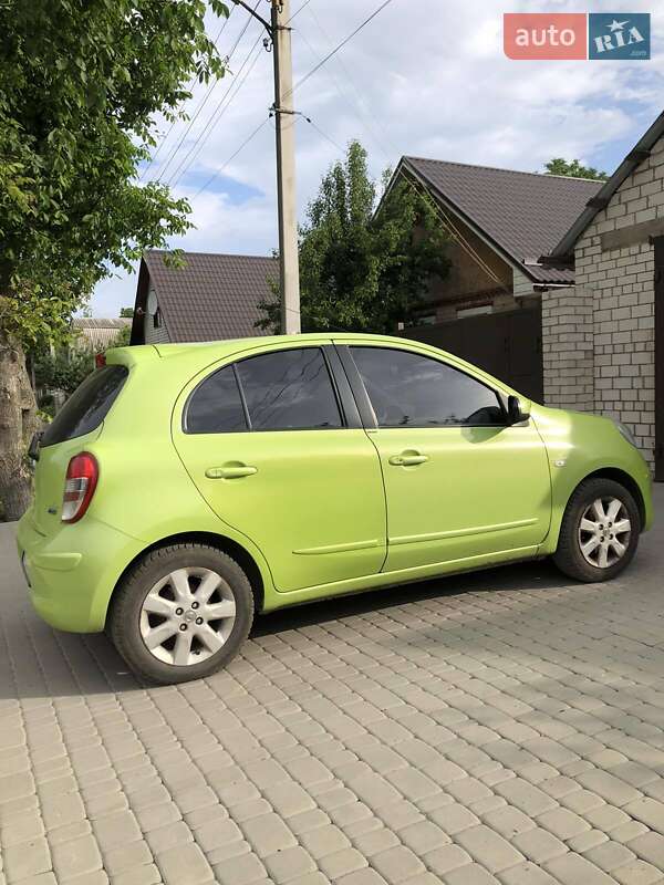 Хэтчбек Nissan Micra 2010 в Харькове