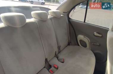 Хэтчбек Nissan Micra 2004 в Киеве